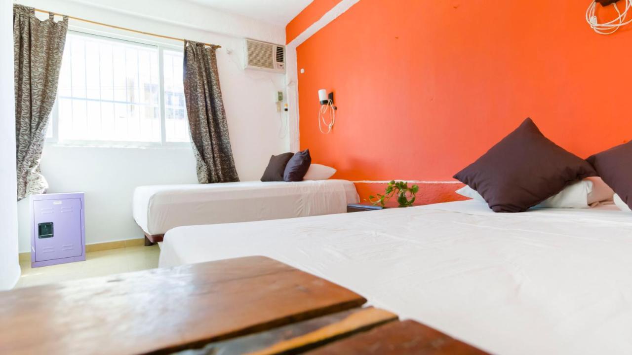 טולום Weary Traveler Hostel חדר תמונה