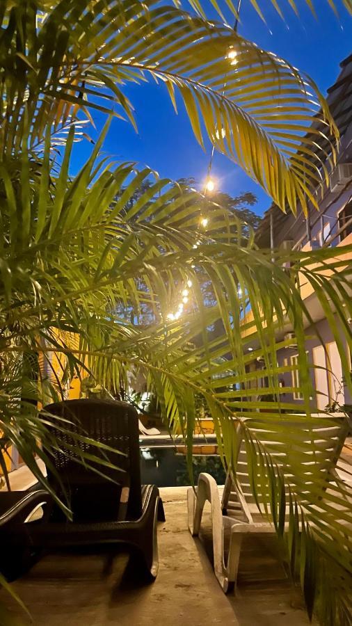 טולום Weary Traveler Hostel מראה חיצוני תמונה