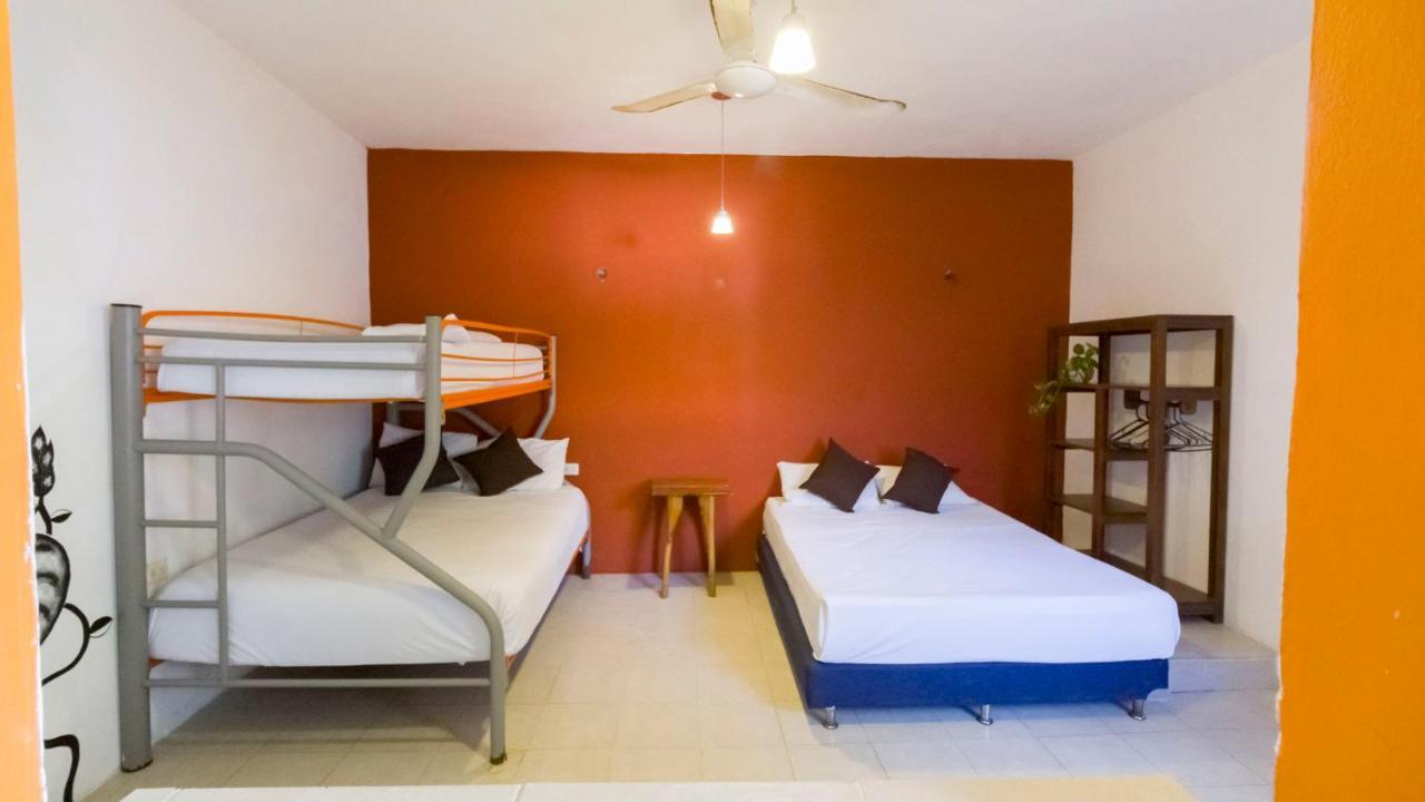 טולום Weary Traveler Hostel מראה חיצוני תמונה