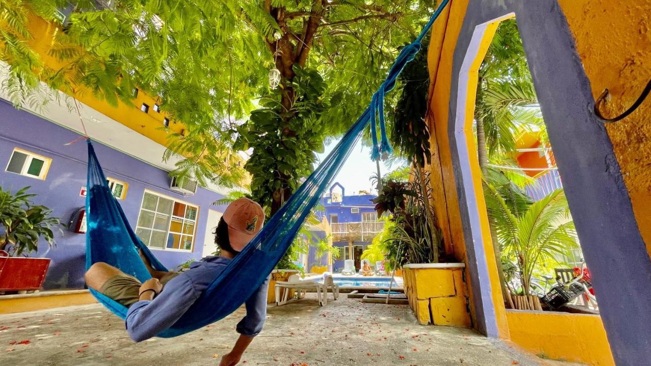 טולום Weary Traveler Hostel מראה חיצוני תמונה