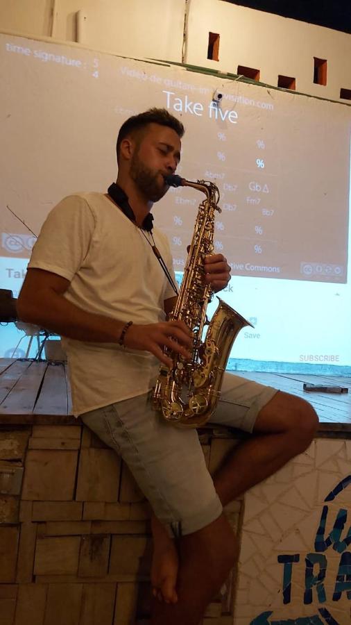 טולום Weary Traveler Hostel מראה חיצוני תמונה